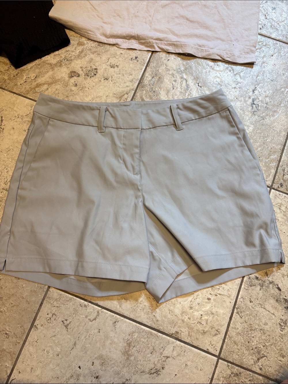Nike Women's Shorts in Light Gray